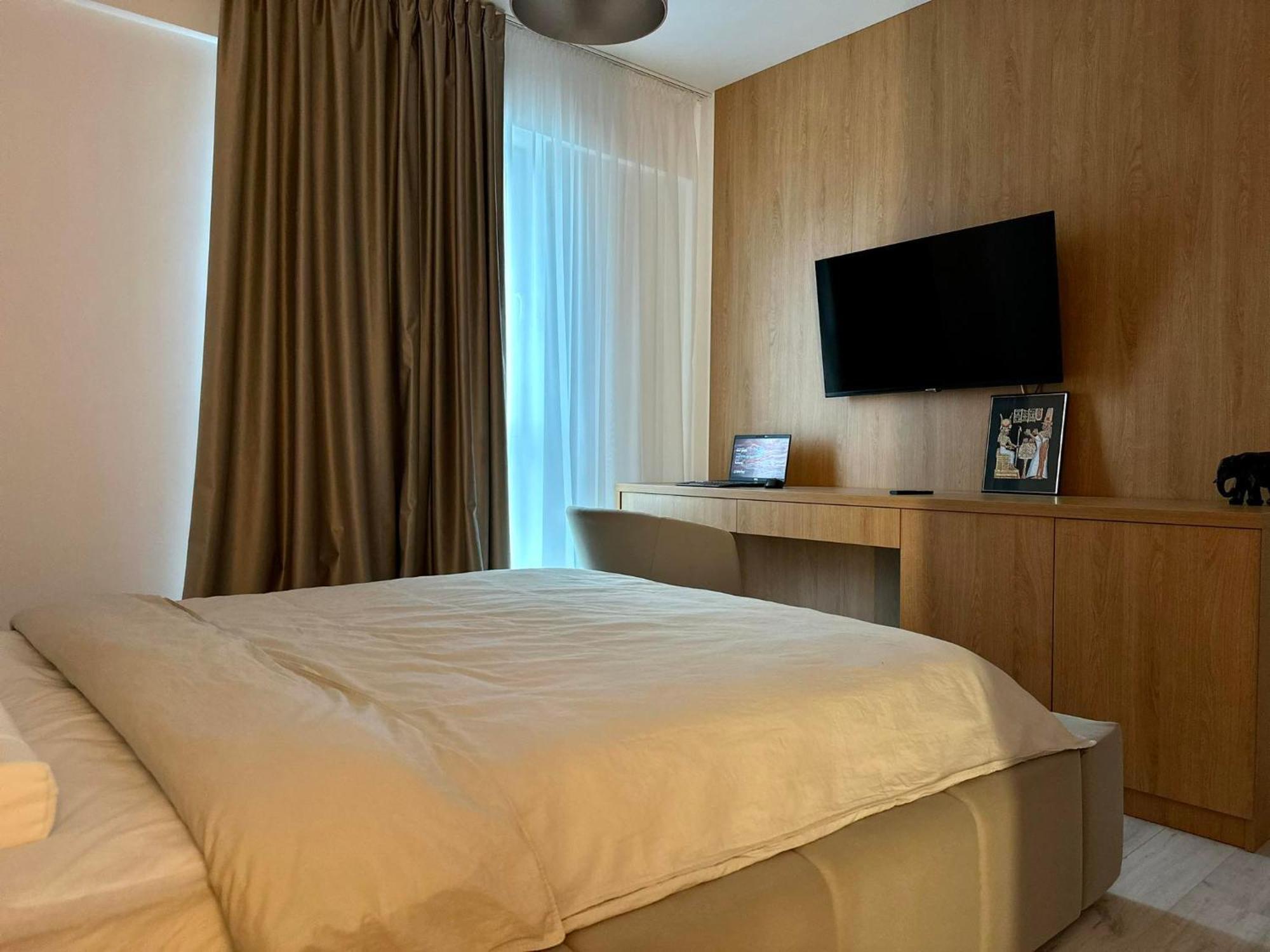 Balcescu Downtown Apartment *